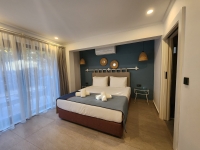 Room 102